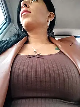 Luianna Live XXX-chat