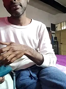 XXX chat uživo modela KeptupInosine