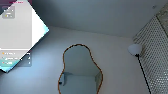 zoe_hugeboobs 现场XXX聊天