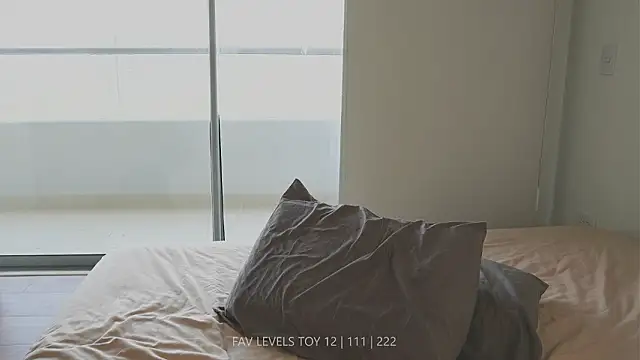 dearnina_ Chat XXX live