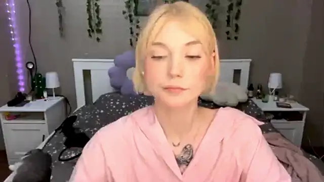 LlsabethHaze: онлайн-секс-чат