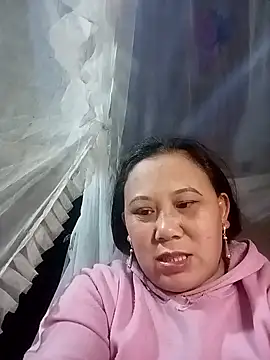 Chat XXX en directo de Matilda-aa