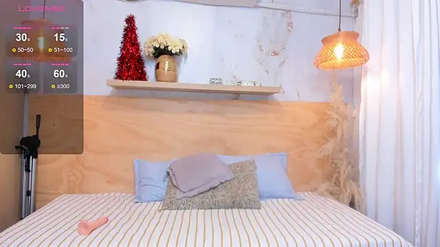 Chat +18 de Lasira_Thill ao vivo