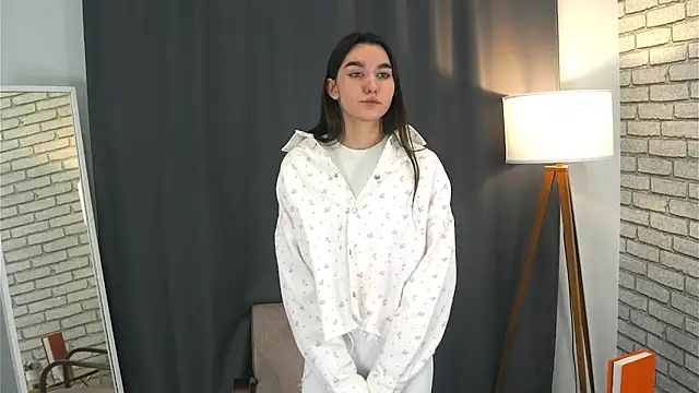 HermilaClap Chat XXX in diretta