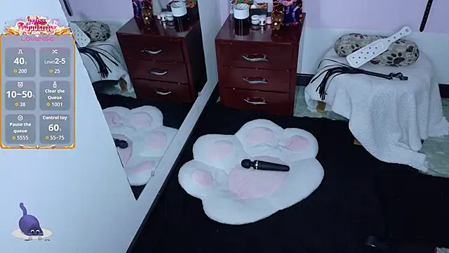 Catwhite_ élő XXX-chatje