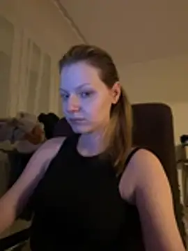 دردشة MaryHiggins الجنسية المباشرة