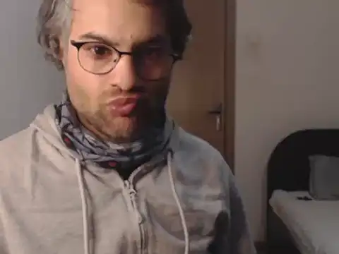 Pokazy przed kamerką – wildpussycat23