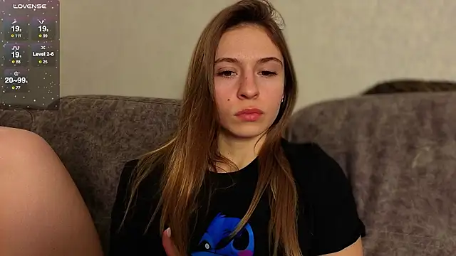 LovelyKatea Chat XXX in diretta