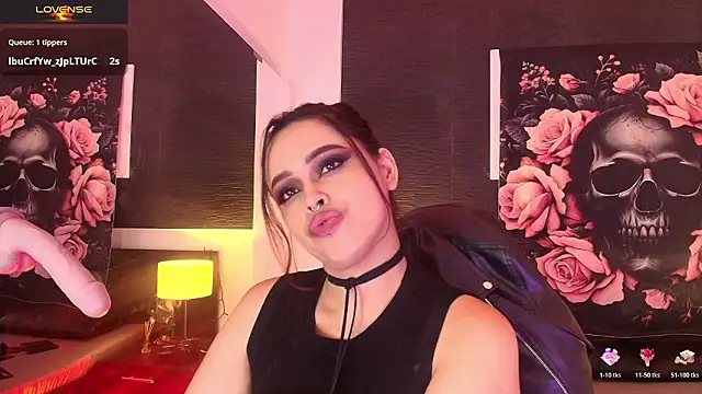 EvaaFoxxy1: онлайн-секс-чат