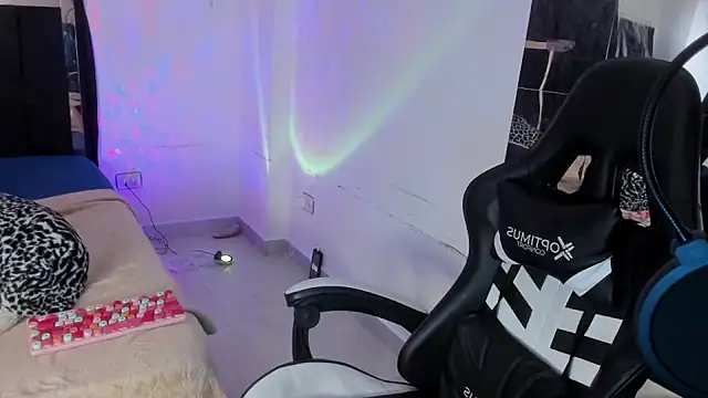 Chat +18 de Moon_Sammy ao vivo