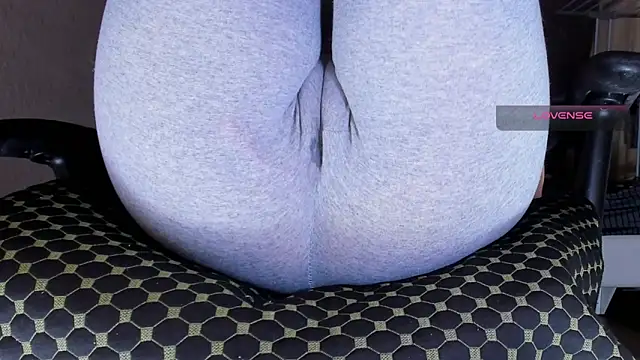 Chatroom XXX en direct de Cameltoe_squirt_inPants