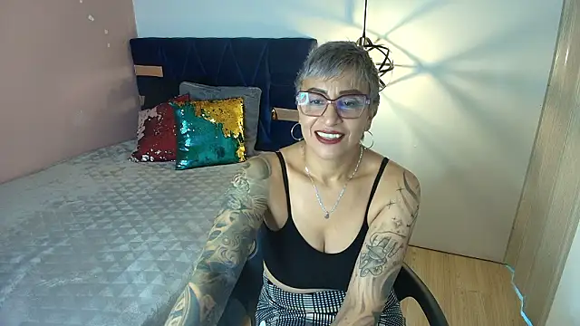 Charlotte__Gray live XXX chat