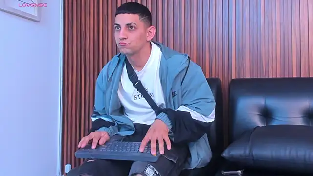 Alex_cute77: онлайн-секс-чат