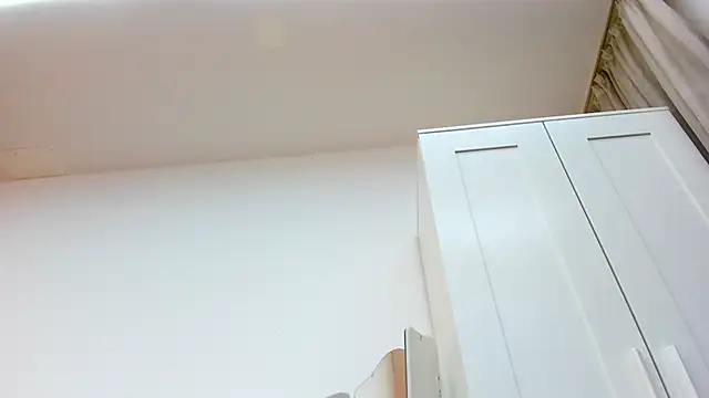 Chat +18 de Anyssia ao vivo