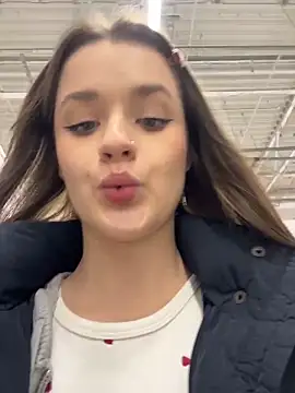 KittyQueeny's Live XXX Chat