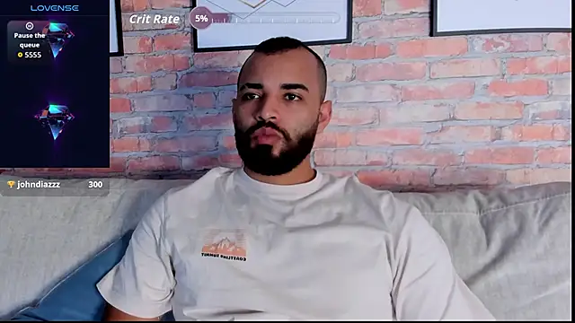 Chat XXX en directo de Chris_Varden