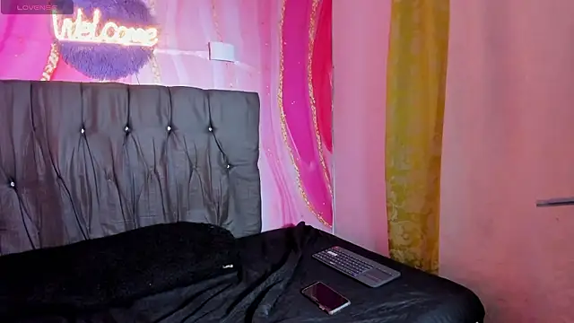 Chat +18 de Blair_BigTits ao vivo