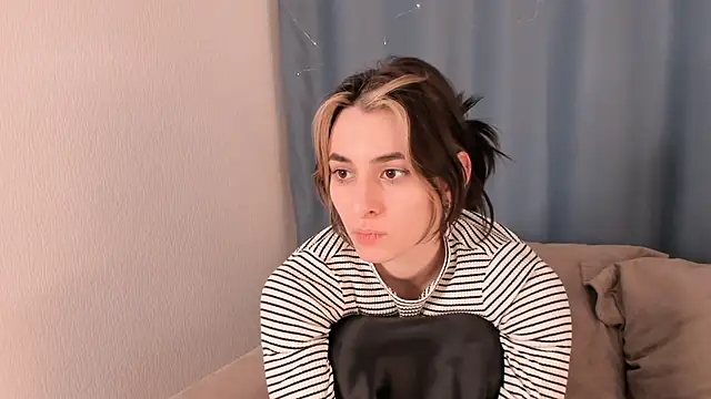 JackiYoss webcam show