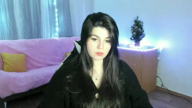 Chatroom XXX en direct de KisaModel