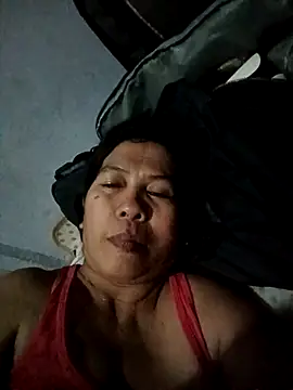 TropicalFlower: διαδικτυακό σόου στην κάμερα