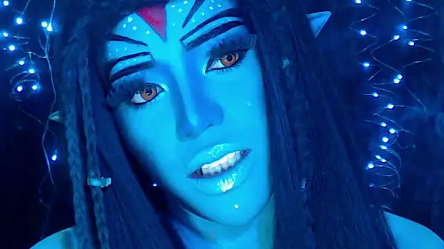 blue_aivee Adlı Modelin Canlı XXX Sohbeti