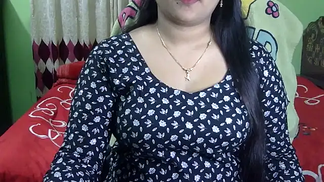 BengaliQueenStar's Live XXX Chat