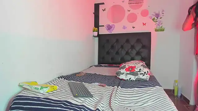 Ecstasy2dirty69 现场XXX聊天