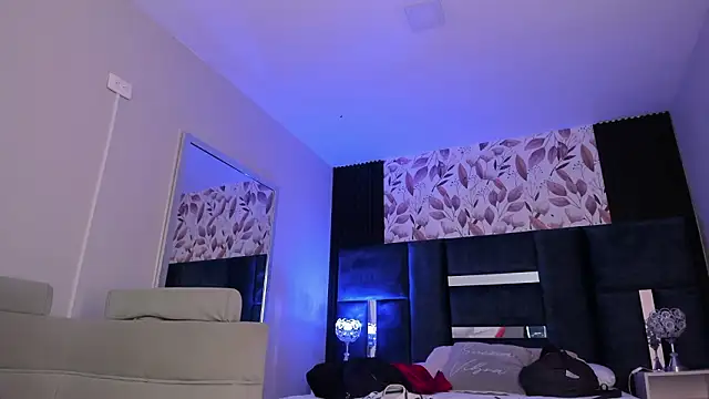 XXX chat uživo modela GiselOrtiz