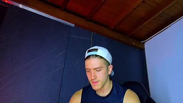 Živý XXX chat ALANNFERRER