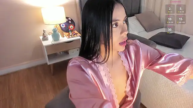 Megaan___ 即時 XXX 聊天