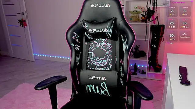 QueenAliceX Live XXX-chat