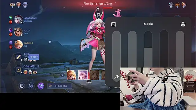 Chat XXX ao vivo de Caryln-Bun