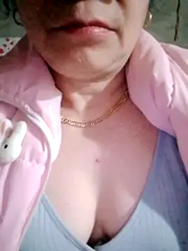 Živý XXX chat small-house123