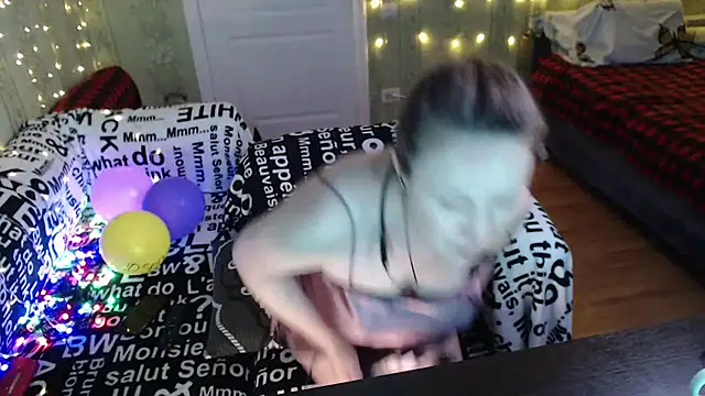 Chatroom XXX en direct de MarleneDietrich