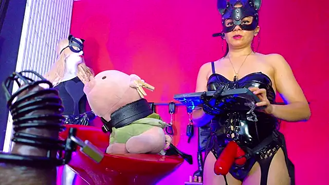 MistressSlut1's Live XXX Chat