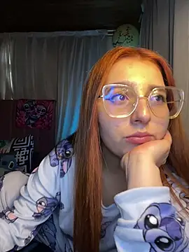 CoraVibes 网络视讯表演