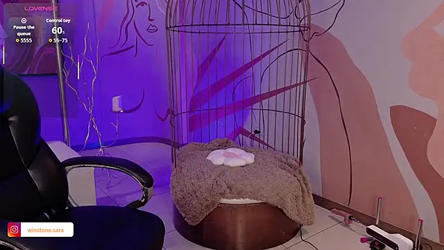 sarawinstone élő XXX-chatje