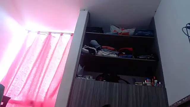 nicolle_milf1978 élő XXX-chatje