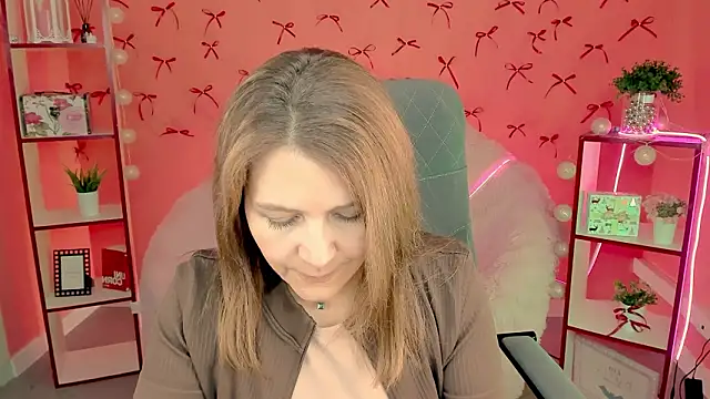 NicoleHitmann Live XXX chat