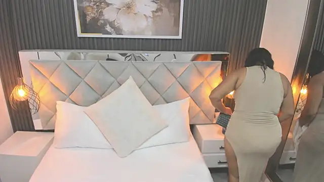 Chat +18 de Sara_Channel01 ao vivo