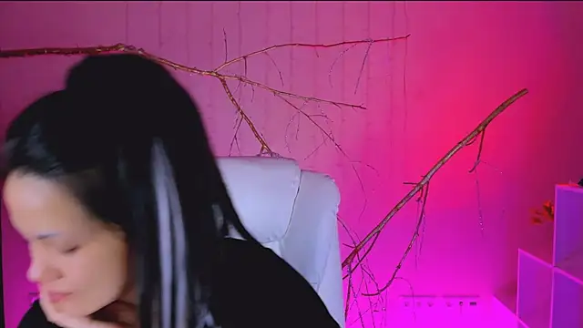 karolina_robinson élő XXX-chatje