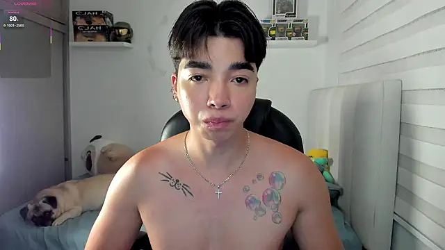 santy7v7 现场XXX聊天