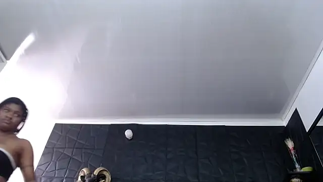 Hanna_Fox_69 Adlı Modelin Canlı XXX Sohbeti