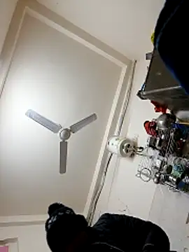 Hot-Sana2: απευθείας συνομιλία ΧΧΧ