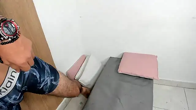 Pokazy przed kamerką – puro_deseo_xx