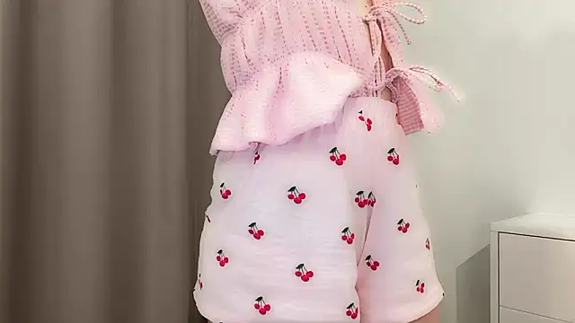 ShySchoolGirl – Naživo XXX chat