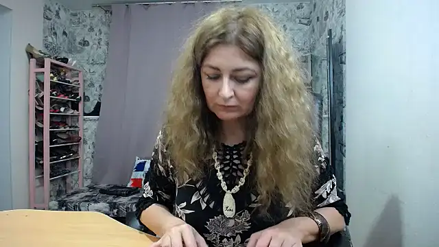 عرض كام Helen1974