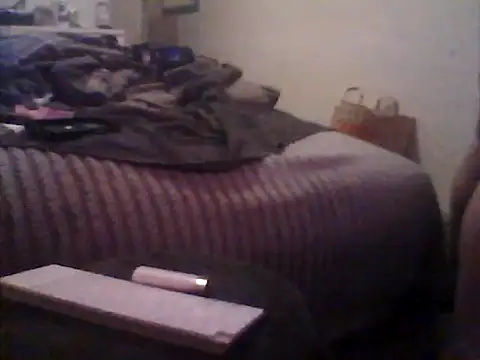 Tom4Womans Adlı Modelin Web Kamerası Şovu