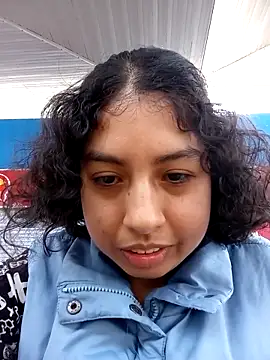 shouko16 Adlı Modelin Canlı XXX Sohbeti