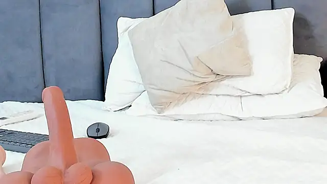 Webkamerová show IrisCielo